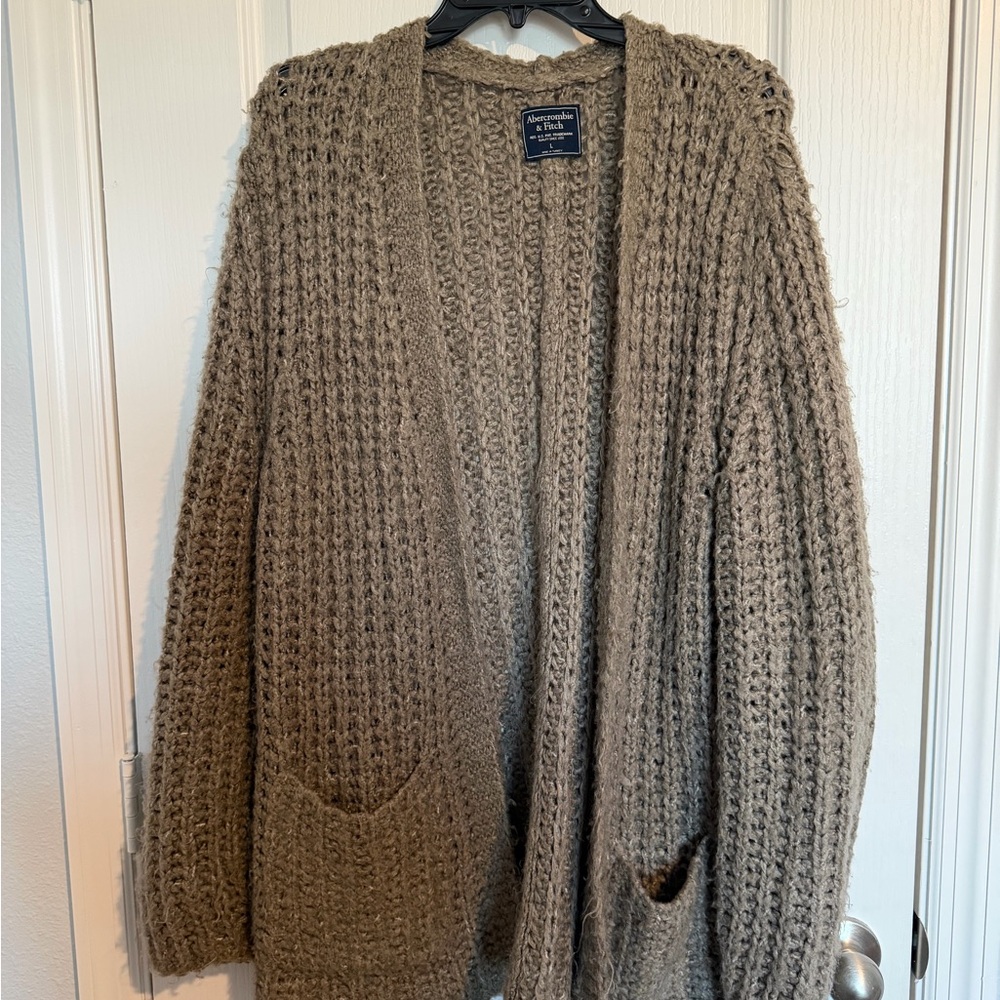 Abercrombie & fitch sweater